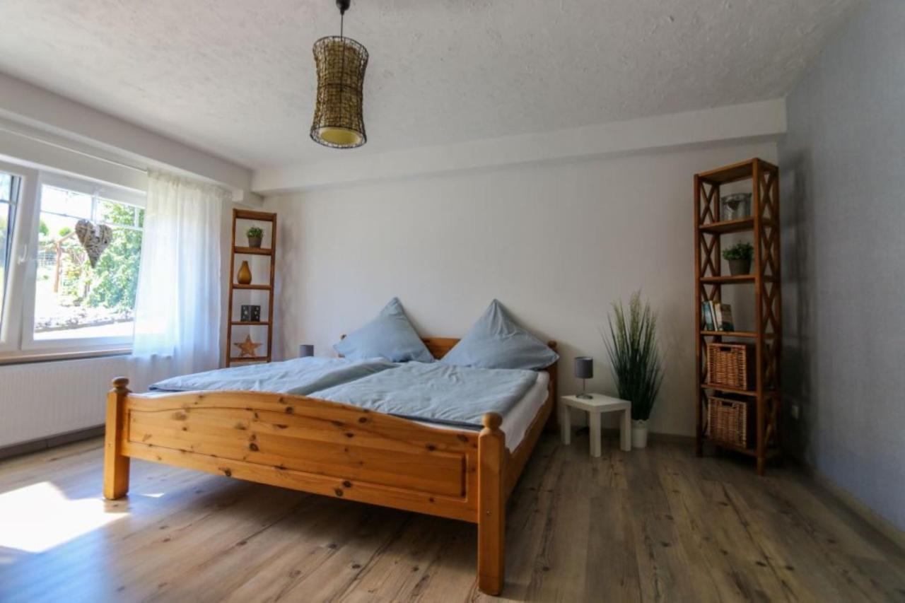 Ferienwohnung Schoene Aussicht Am Rothaarsteig Bad Laasphe Exterior photo