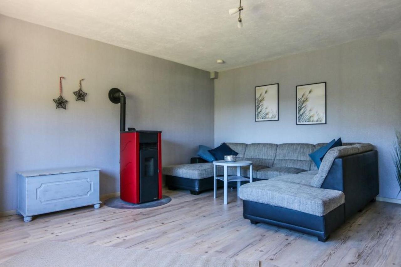 Ferienwohnung Schoene Aussicht Am Rothaarsteig Bad Laasphe Exterior photo