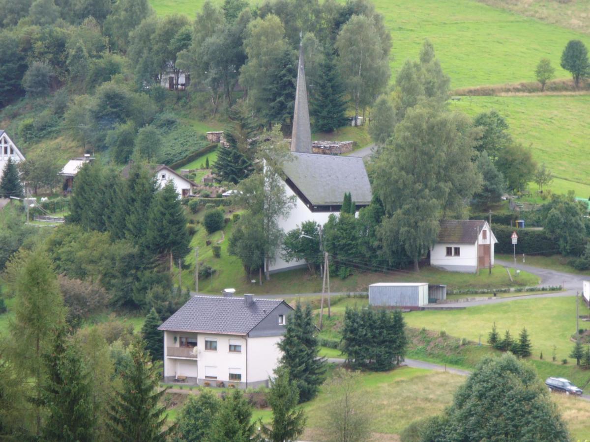 Ferienwohnung Schoene Aussicht Am Rothaarsteig Bad Laasphe Exterior photo